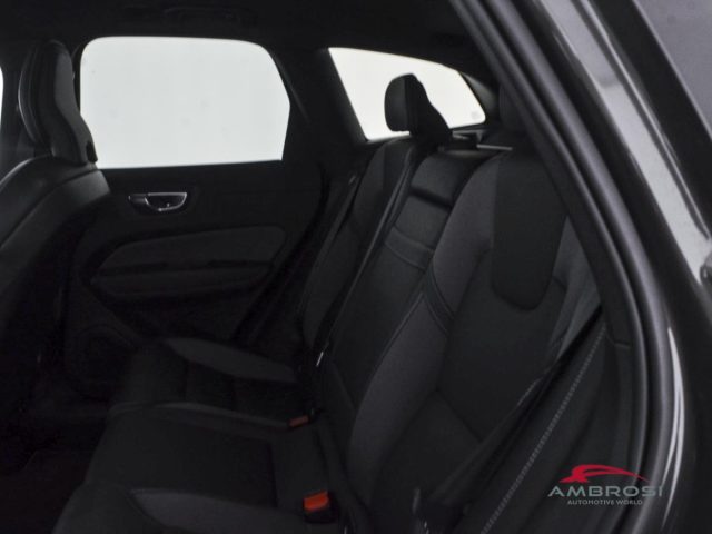 VOLVO XC60 usata 9
