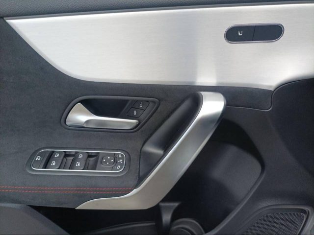 MERCEDES-BENZ A 35 AMG usata, con Fendinebbia