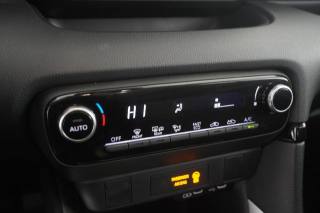 TOYOTA Yaris usata 8