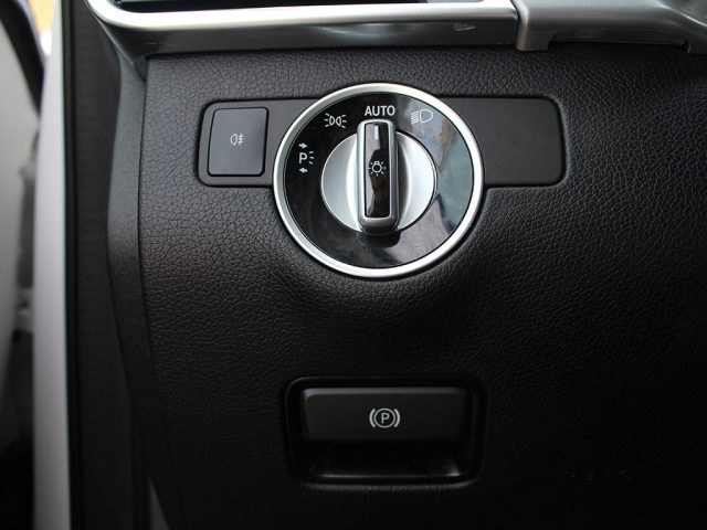 MERCEDES-BENZ GLE 250 usata, con Controllo vocale