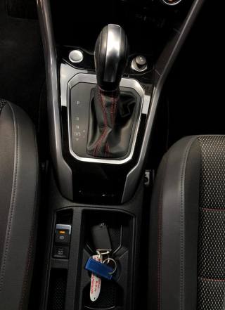 VOLKSWAGEN T-Roc usata, con Isofix