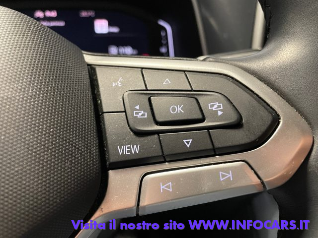 VOLKSWAGEN T-Roc usata, con Volante in pelle
