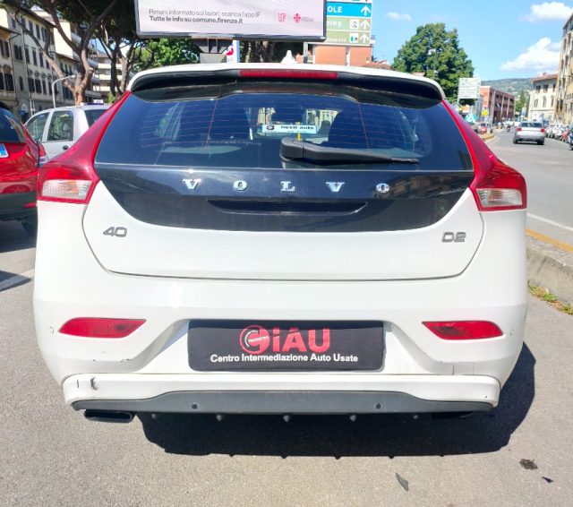 VOLVO V40 usata, con Autoradio