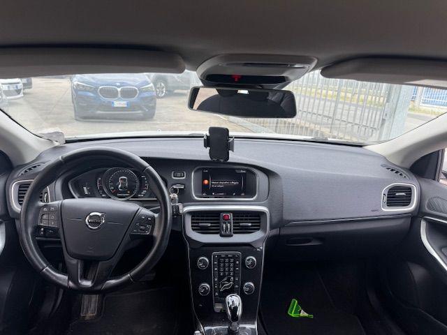 VOLVO V40 usata, con Cerchi in lega