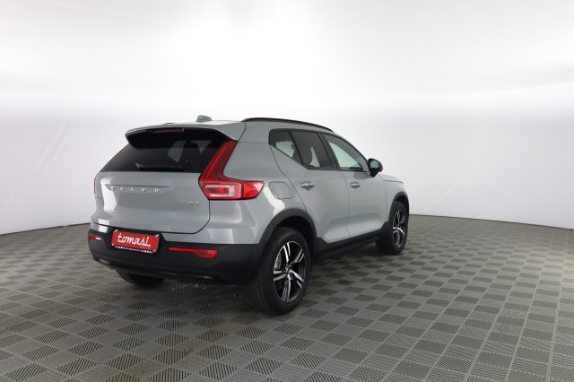 VOLVO XC40 usata 3