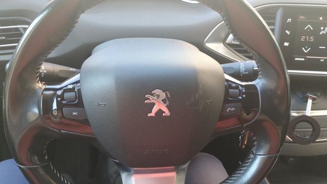 PEUGEOT 308 usata, con Touch screen