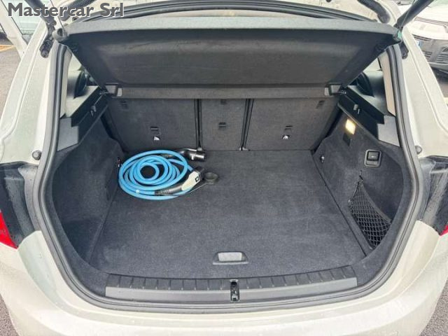 BMW 225 usata, con Fari LED