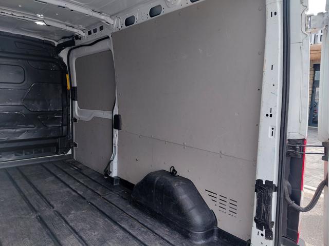 FORD Transit usata, con Park Distance Control