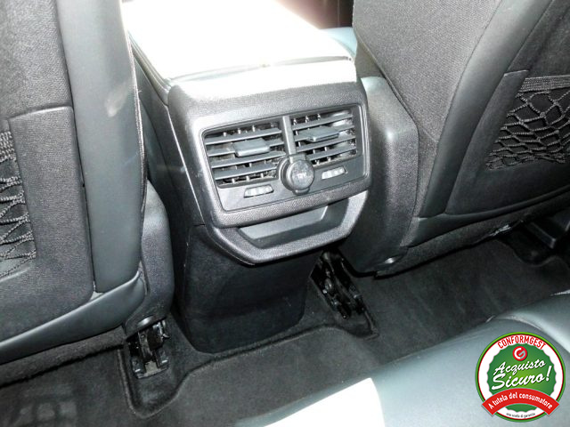PEUGEOT 3008 usata, con Fendinebbia