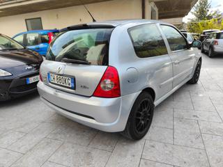 RENAULT Clio usata, con Chiusura centralizzata