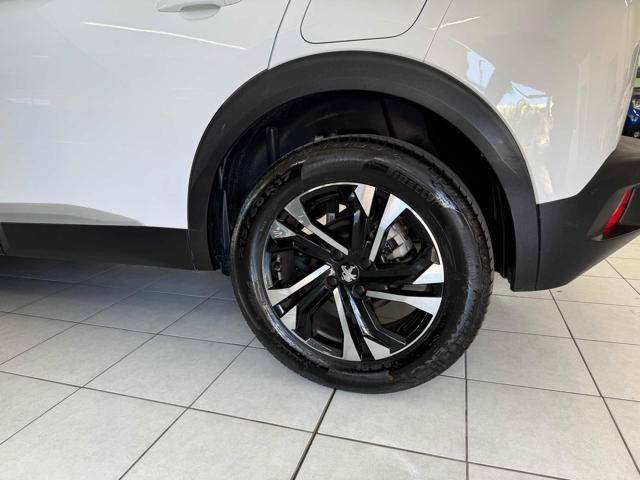 PEUGEOT 2008 usata 24