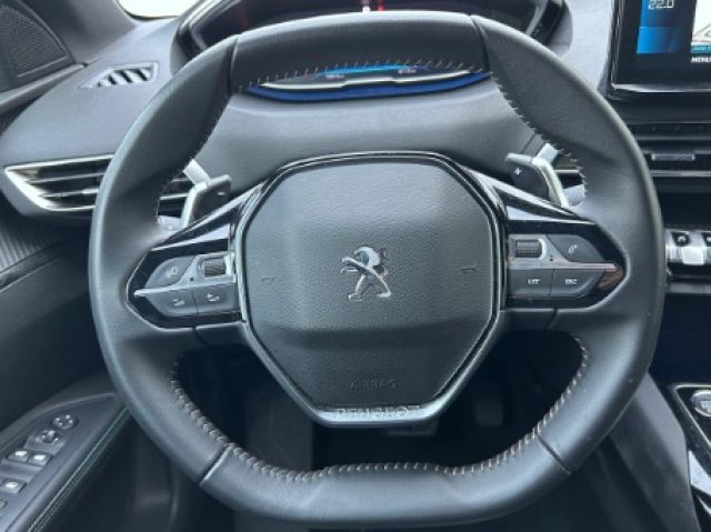 PEUGEOT 5008 usata, con Bluetooth