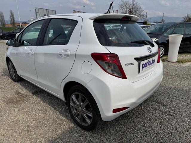 TOYOTA Yaris usata, con Alzacristalli elettrici