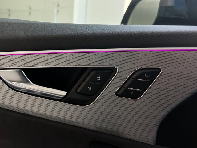 AUDI Q8 usata, con Telecamera per parcheggio assistito