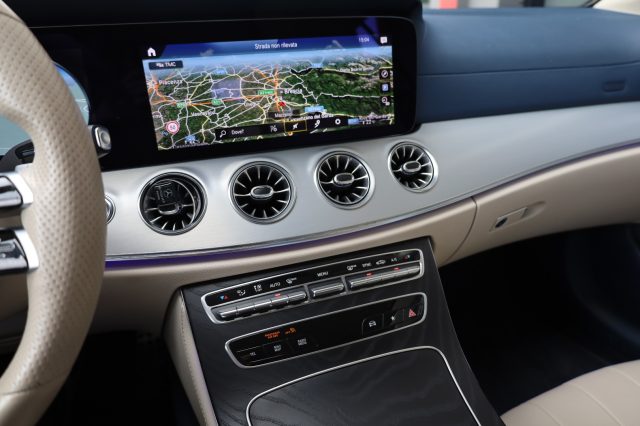 MERCEDES-BENZ E 220 usata, con Blind spot monitor