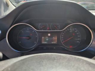 OPEL Crossland X usata, con Luci diurne LED