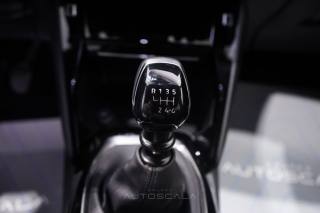 PEUGEOT 2008 usata, con Touch screen