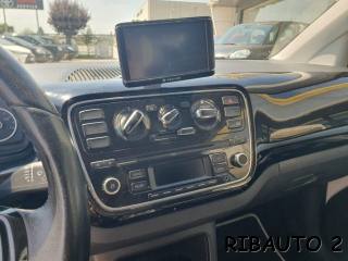 VOLKSWAGEN up! usata, con Boardcomputer