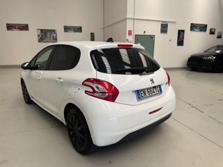 PEUGEOT 208 usata, con Alzacristalli elettrici