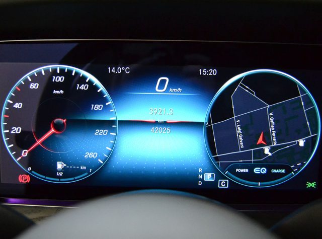 MERCEDES-BENZ E 200 usata, con Interni in pelle