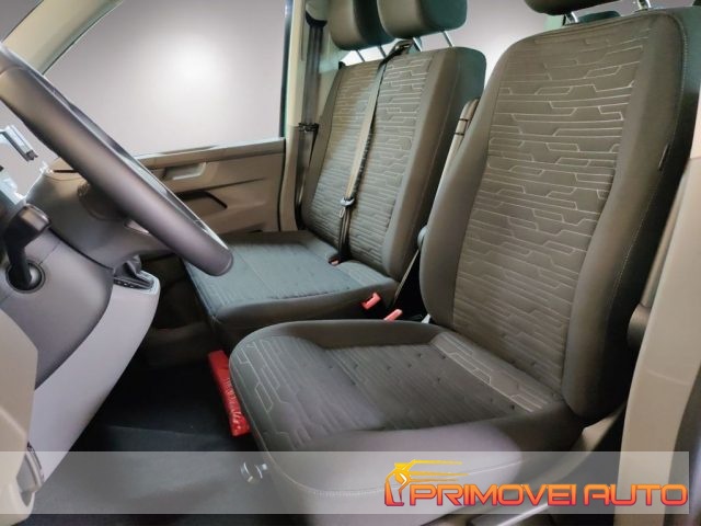 VOLKSWAGEN Caravelle usata, con Climatizzatore