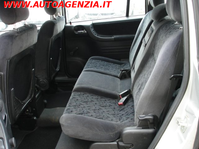 OPEL Zafira usata 8