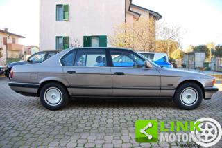 BMW 750 usata, con Autoradio
