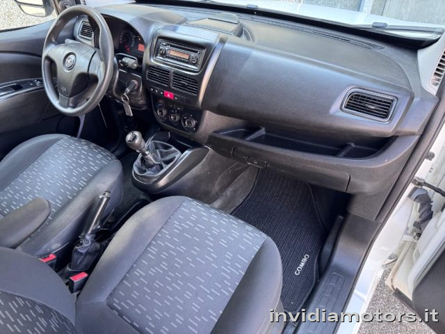 OPEL Combo usata, con Chiusura centralizzata