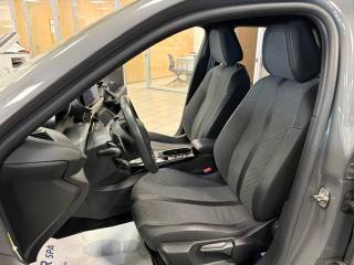 PEUGEOT 2008 usata, con Touch screen