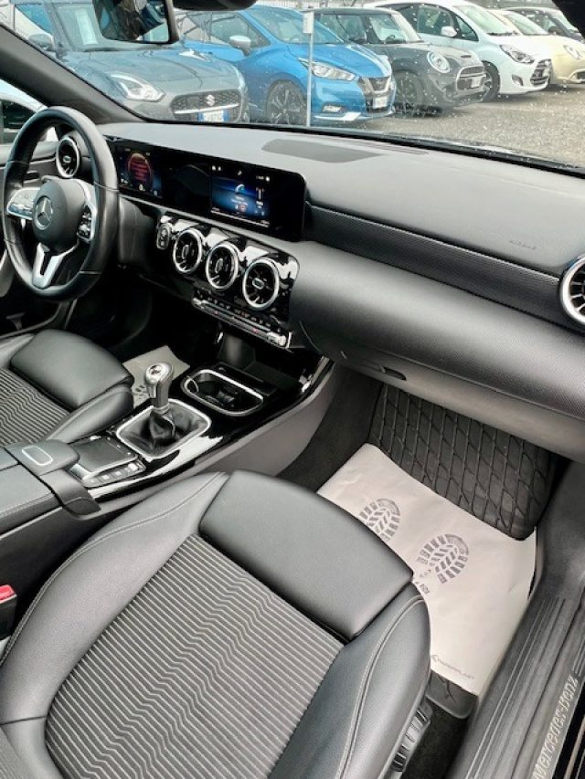 MERCEDES-BENZ A 160 usata, con Vetri oscurati