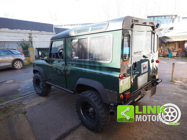 LAND ROVER Defender usata 6