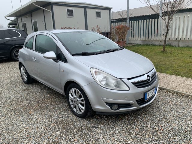 OPEL Corsa usata, con Airbag laterali