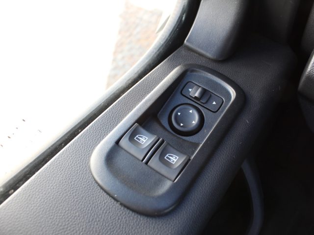 RENAULT Master usata, con Servosterzo