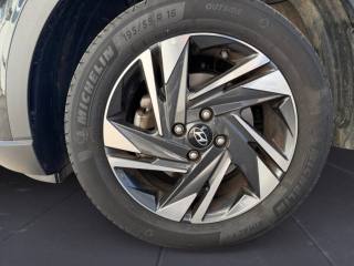 HYUNDAI Bayon usata, con Bluetooth