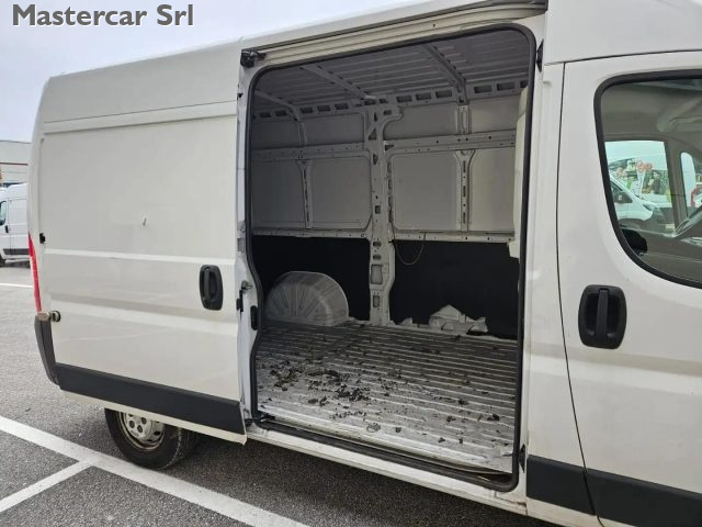 PEUGEOT Boxer usata, con Boardcomputer