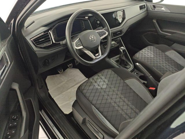 VOLKSWAGEN Taigo usata, con Sedile posteriore sdoppiato