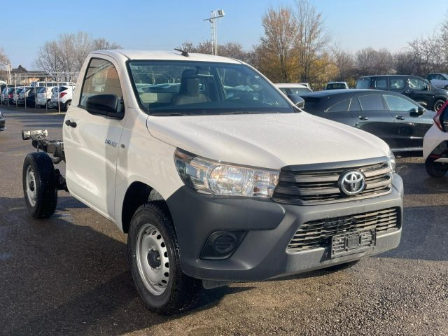 TOYOTA Hilux usata 4