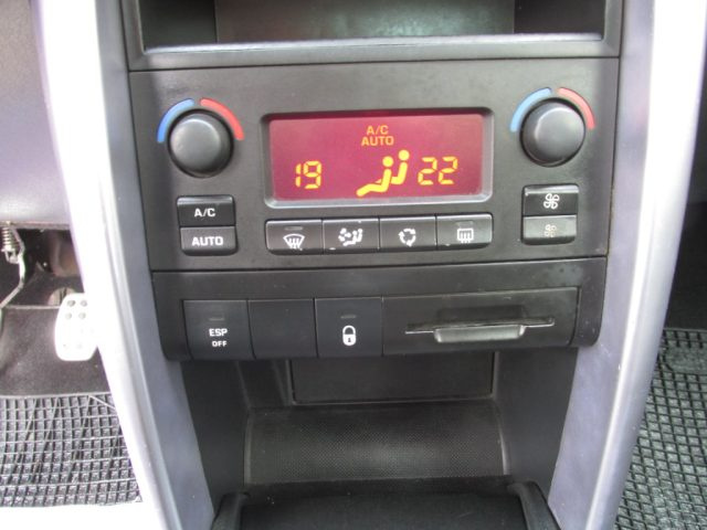 PEUGEOT 207 usata, con Marmitta catalitica