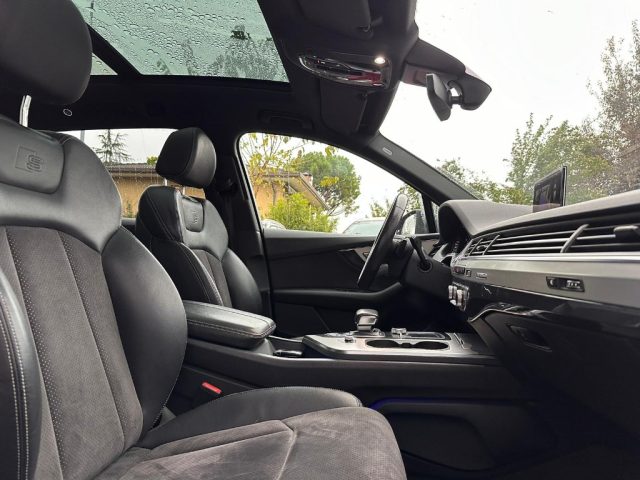 AUDI Q7 usata, con Vetri oscurati