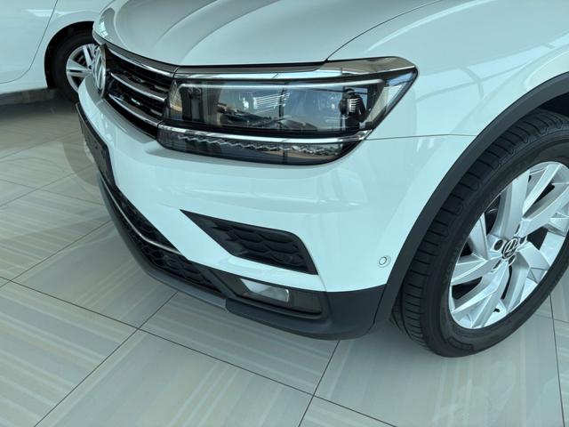 VOLKSWAGEN Tiguan usata, con Autoradio