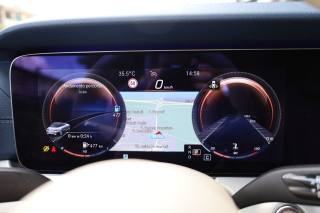MERCEDES-BENZ E 220 usata, con Fari direzionali