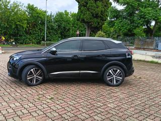 PEUGEOT 3008 usata, con Airbag