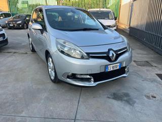 RENAULT Scenic usata, con Airbag