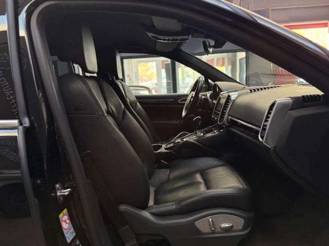 PORSCHE Cayenne usata, con Controllo trazione