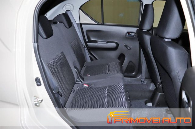 SUZUKI Ignis usata, con Autoradio
