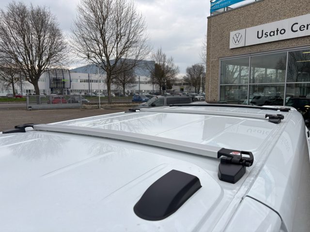 VOLKSWAGEN Transporter usata 19