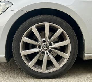 VOLKSWAGEN Golf usata, con MP3