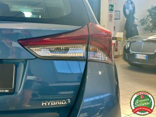 TOYOTA Auris Touring Sports usata, con Autoradio