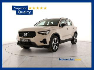 VOLVO XC40 B3 automatico Ultra Dark - Pronta Consegna