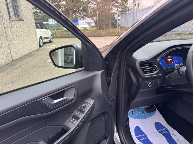 FORD Kuga usata, con Autoradio